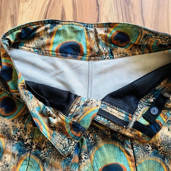 SHREDLY Peacock print Mountain Biking Short 6 - Picture 3 of 6
